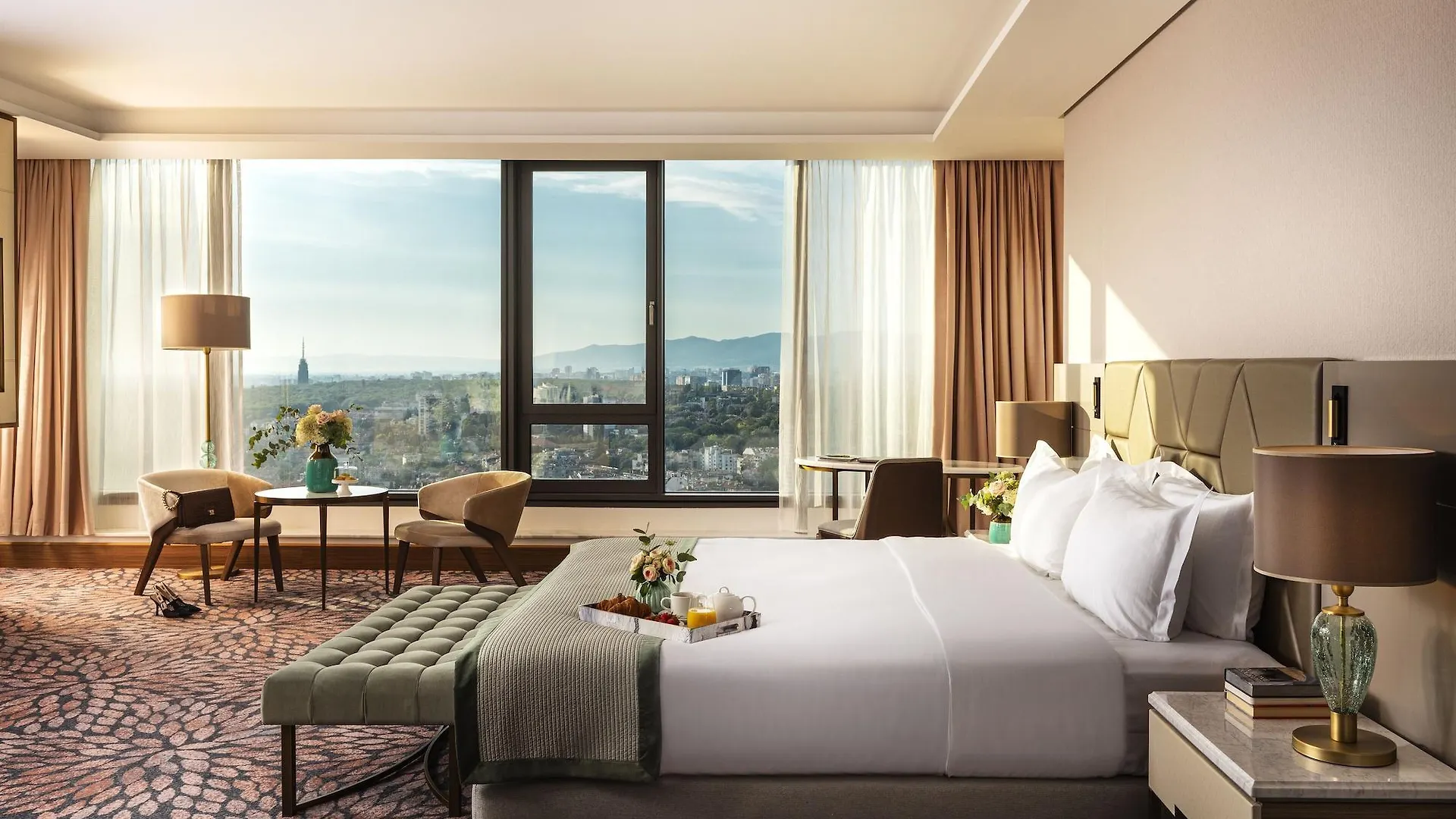Grand Hotel Millennium Sofia 5*,